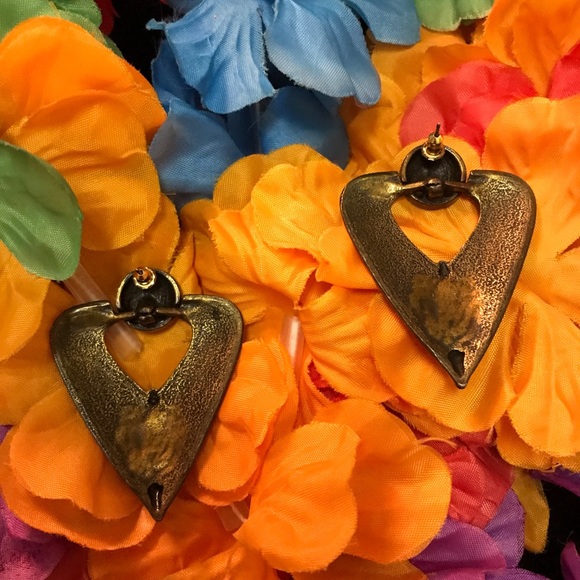 Earrings - Picture 3 of 16